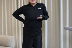 娱乐吃瓜女星复工,与迪丽热巴同场竞技，星女郎身份备受瞩目